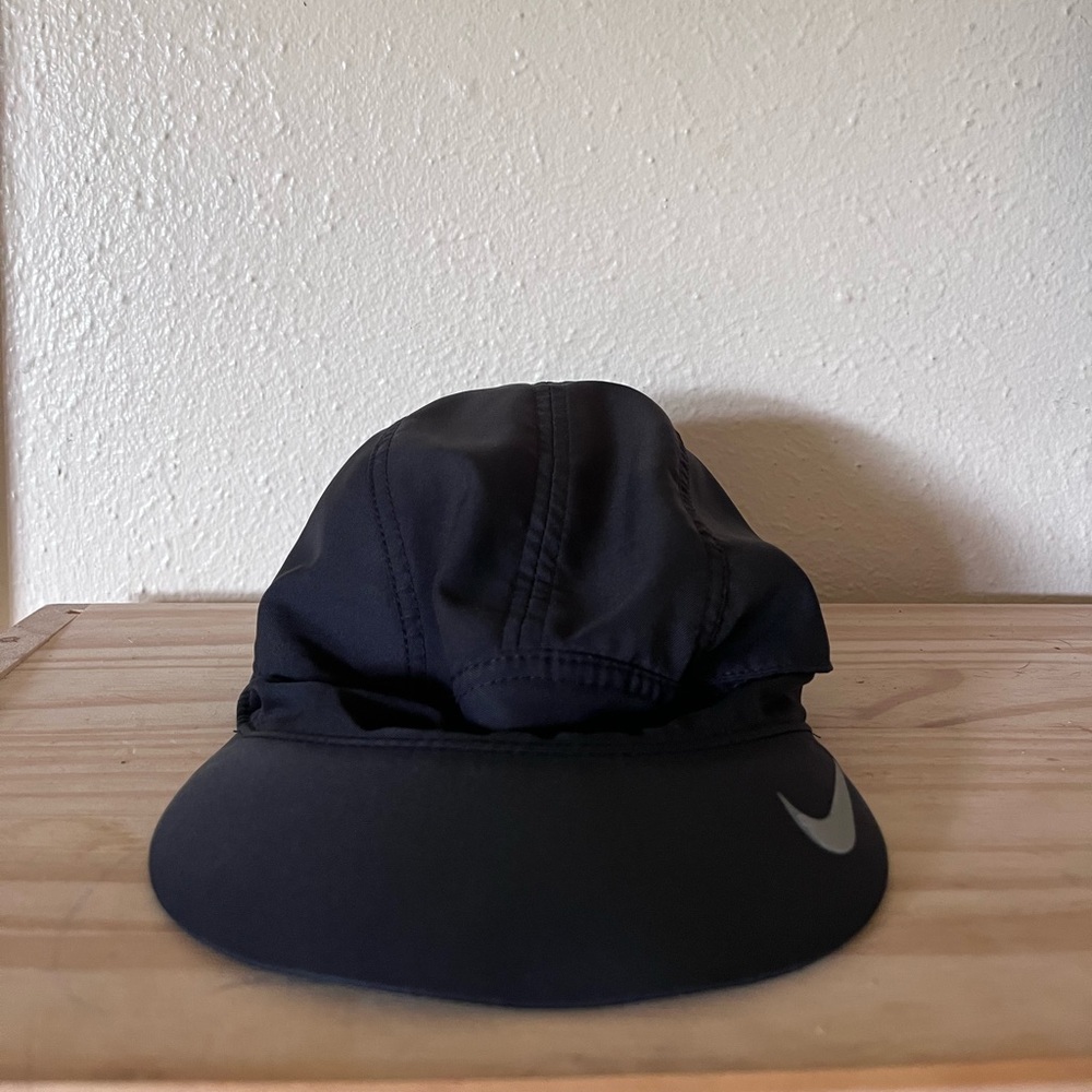 Nike Tailwind fast hat